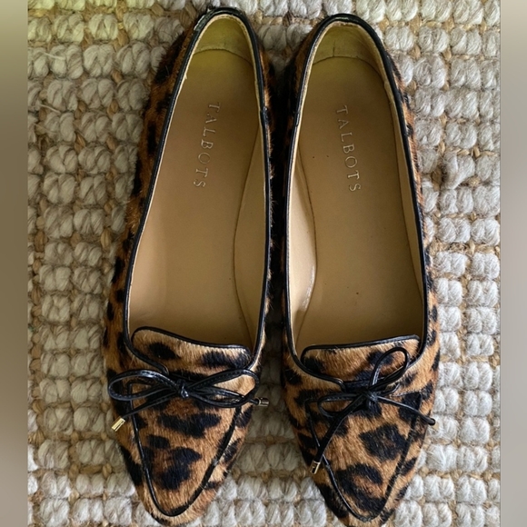 Talbots Francesca Bow-Front Driving Flats in Leopard Haircalf 8.5 - Picture 5 of 8